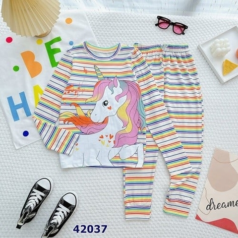 Bộ Disney vàng kì lân - size 14y