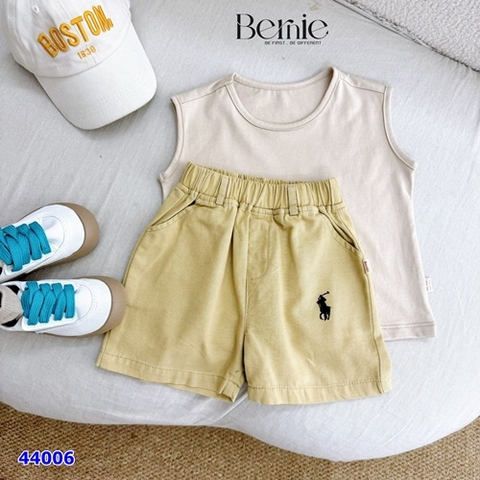 Quần short Bernie đen thêu ngựa - size 130