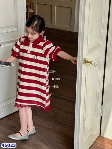Đầm Polo đỏ sọc nơ