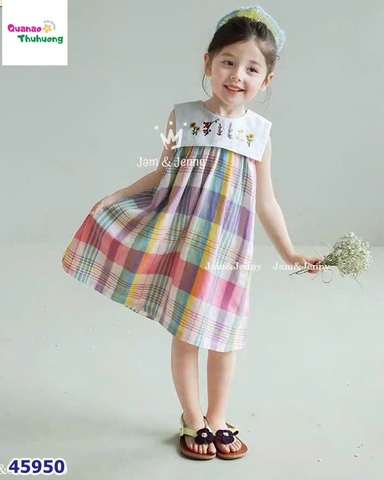Đầm J&J caro hồng thêu hoa