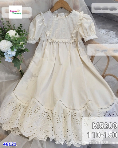 Đầm Musi kem cổ viền