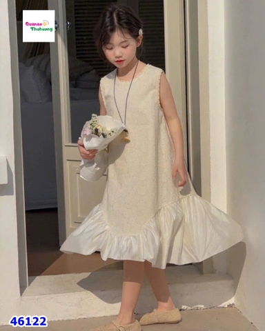 Đầm CC kem sát nách