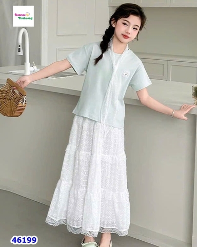 Set áo xanh lá, chân váy trắng dài
