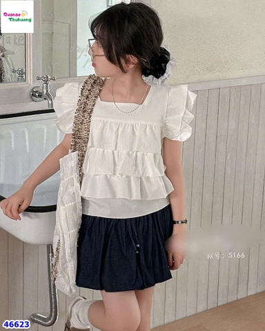 Áo trắng tầng