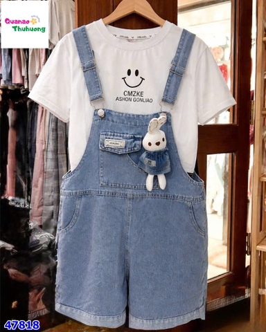 Set quần yếm jean, áo trắng Smile