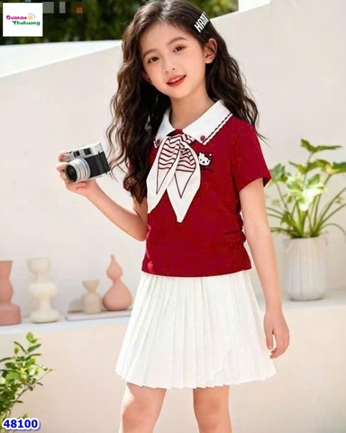 Set NYY áo đỏ Kitty , váy xếp ly