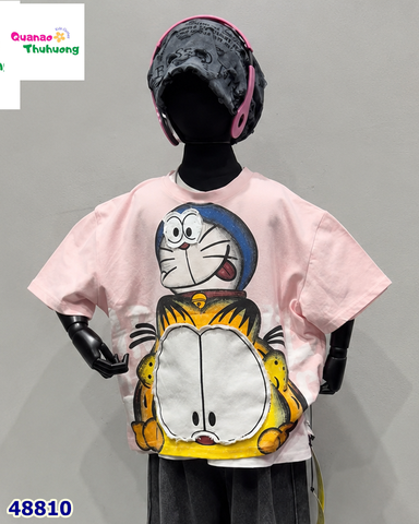 Áo thun hồng Garfield & Doremon