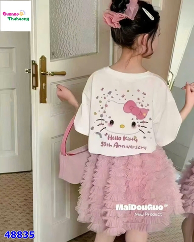 Áo trắng in Kitty 50th