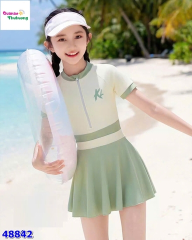 Váy bơi kem viền xanh KL
