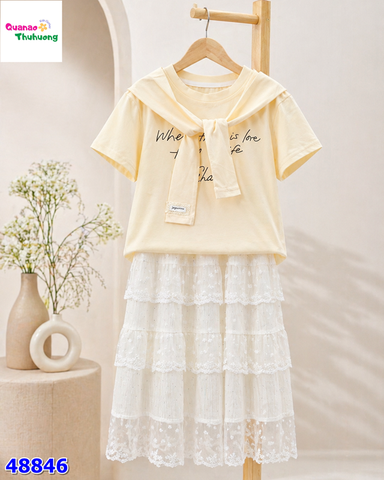 Set áo vàng Glandi, váy trắng đính hạt