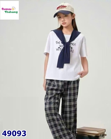Set bộ áo trắng The Summer, quần caro đen