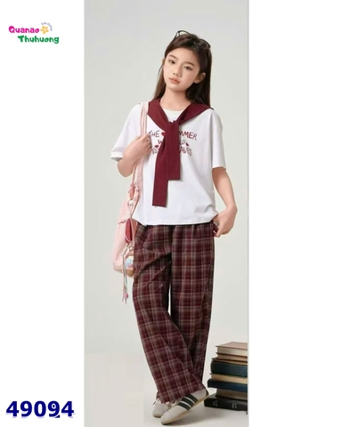 Set bộ áo trắng The Summer, quần caro đỏ