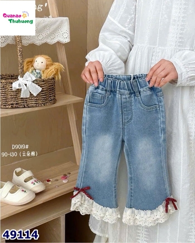 Quần jean xanh viền ren nơ đỏ