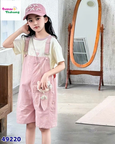 Set yếm hồng , áo in trái tim