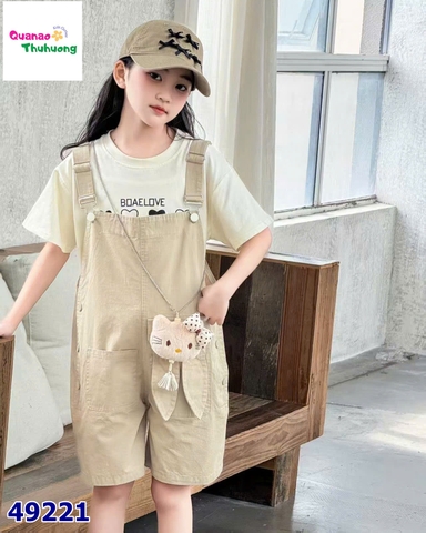 Set yếm xanh, áo in trái tim