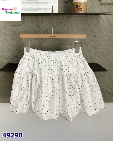 Chân váy bí kem chấm bi
