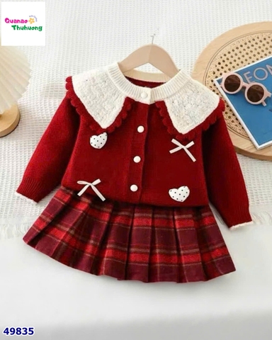 Set áo len đỏ trái tim, chân váy caro đỏ