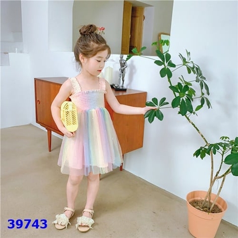 Đầm 2 dây hồng cầu vồng