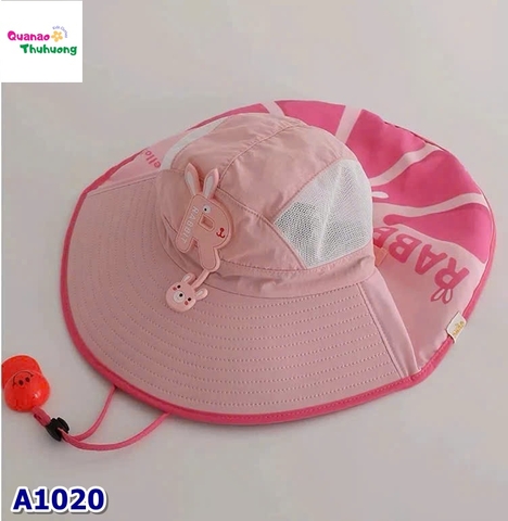 Nón đi biển hồng chữ R