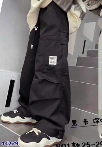 Quần túi hộp KuQiTe XiAo2hi đen - size 130