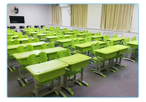 Lắp đặt bàn ghế tiểu học tại trường Lý Thái Tổ, Hà Nội