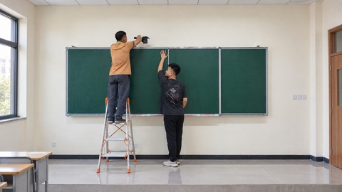 Lắp đặt bảng trượt ngang tại Trường Nguyễn Công Trứ - Nam Định