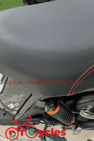 Cap A AVA LUXURY màu Đen nhám