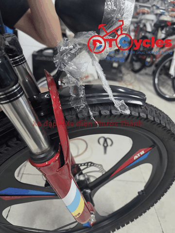 Xe đạp trẻ em nam ATB MTB-M22 màu Đỏ-Xanh Dương
