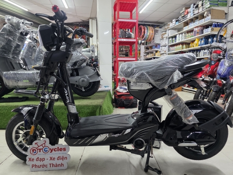 Xe điện AVA M133 2026 màu Đen