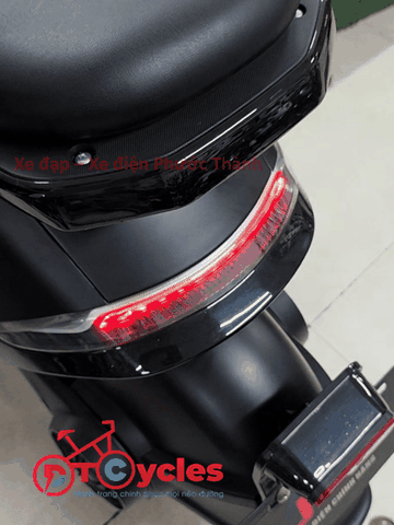 Xe điện JVC G9 NEW màu Đen nhám