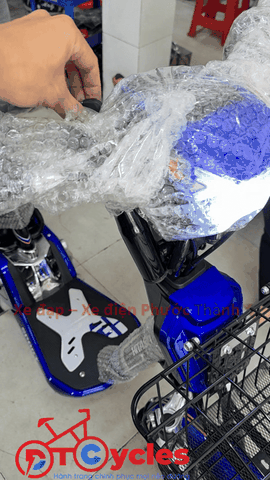 Xe điện HITASA 18IM 2026 màu Xanh Dương
