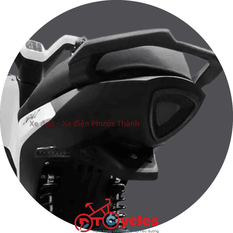 Xe điện Pega Cap AZ màu Trắng