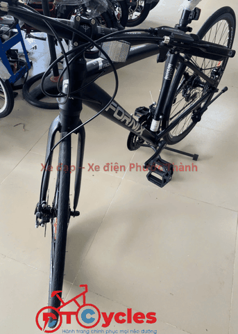 Xe đạp Touring Fornix FR200 màu Đen-Xám
