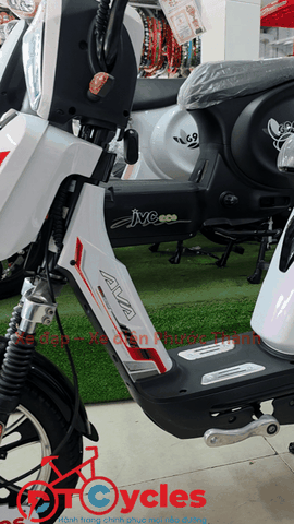 Cap A AVA LUXURY màu Trắng