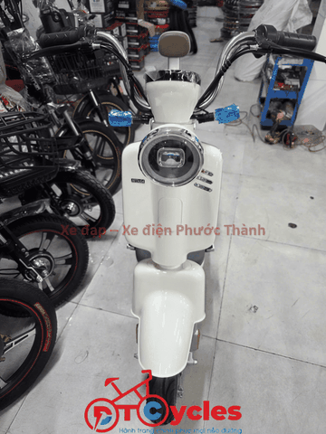 Xe điện Hitasa Q8 Bánh lùn màu Kem