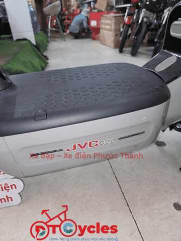 Xe điện JVC G9 SMART V1 màu Xám Cà phê
