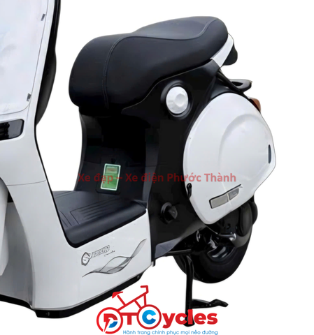 Xe điện Sonco Lyn màu Trắng Đen