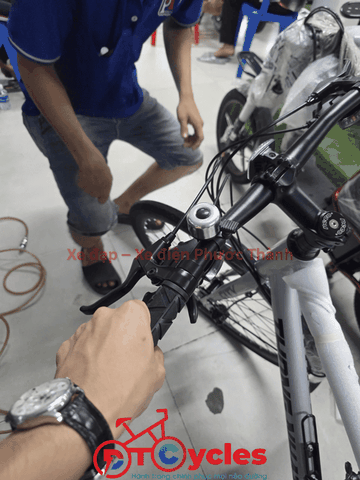 Xe đạp Touring Thống Nhất CPD màu Ghi