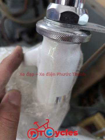 Xe đạp trẻ em nữ Mochi M99 Sườn đôi 22 màu Trắng