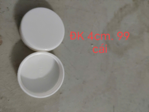 NẮP NHỰA TRẮNG 4CM