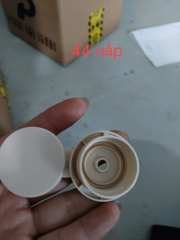 NẮP NÂU CHAI SỮA TẮM, DẦU GÔI...MÀU XANH LÁ
