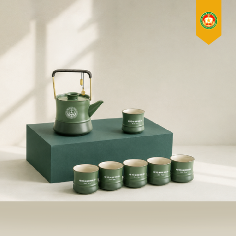 BỘ ẤM CHÉN: 