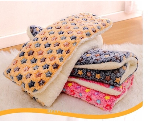 Thảm len sz M