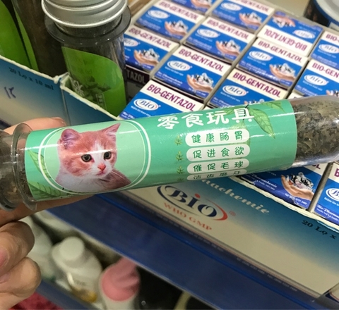 Cỏ Mèo bạc hà Catnip cho mèo 45ml - lutpet