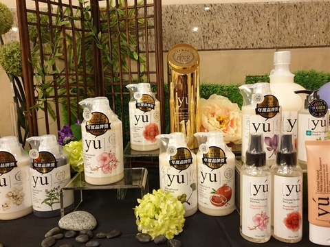 Sữa tắm YU Hương Hoa Lan 400ml
