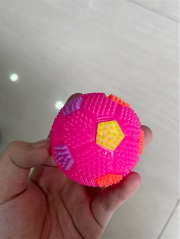 Đồ chơi bóng nhựa phát sáng