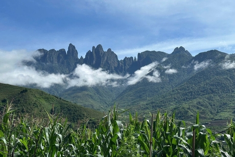 Ngũ Chỉ Sơn: 2.858m