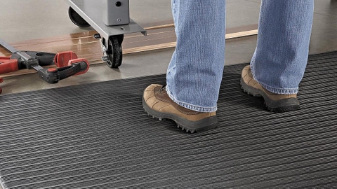 Hướng Dẫn Sử Dụng Thảm Cách Điện Cao Su Chuẩn 102