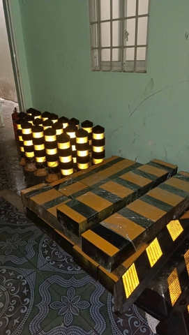 Giảm chấn cao su dạng cục