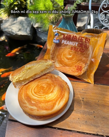 Bánh đĩa kẹp kem vụ đậu phộng